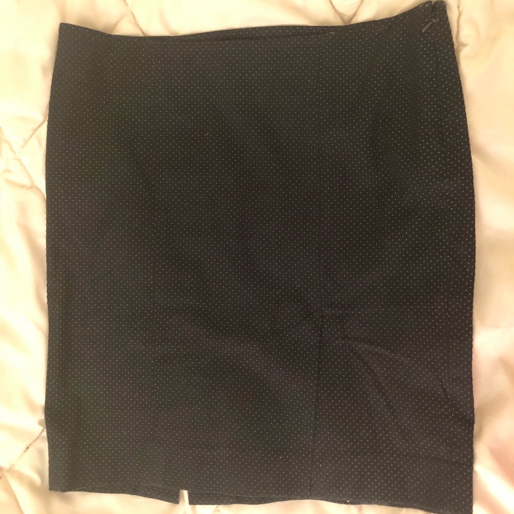 Bebe black polka dot pencil skirt with side zipper